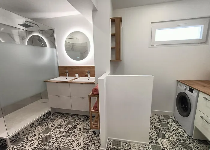 Maison 5 Pers Neuve 300m De La * سانت-بريفين-لي-بان