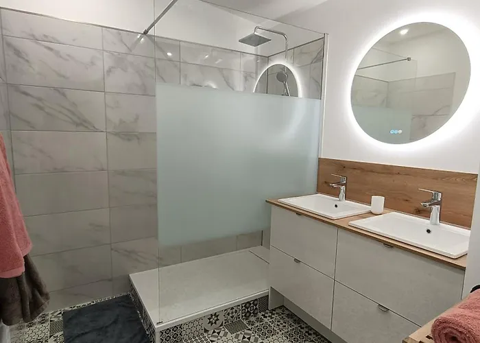 Maison 5 Pers Neuve 300m De La شقة